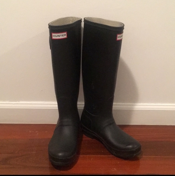 Tall Black Matte Hunter boots size 6 /37 - Picture 2 of 3